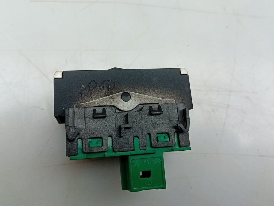 Módulo genérico PEUGEOT 208 II