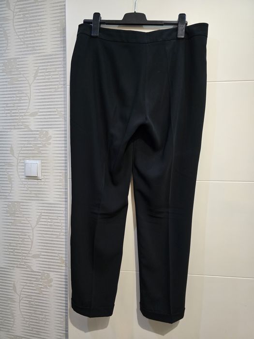 Eleganckie garniturowe spodnie w kant 44  Potis and Verso