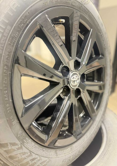 Nowy komplet zimowy 17” do Toyota C-HR, Czarne Alufelgi + Nokian