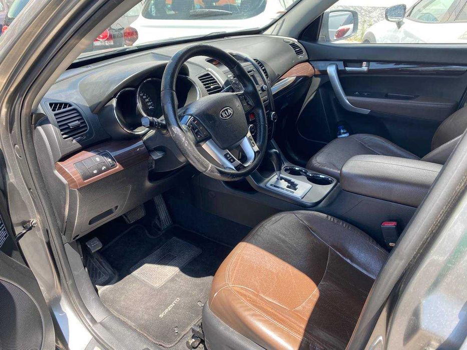 Kia Sorento 2011 2.2 gasoleo caixa automatica