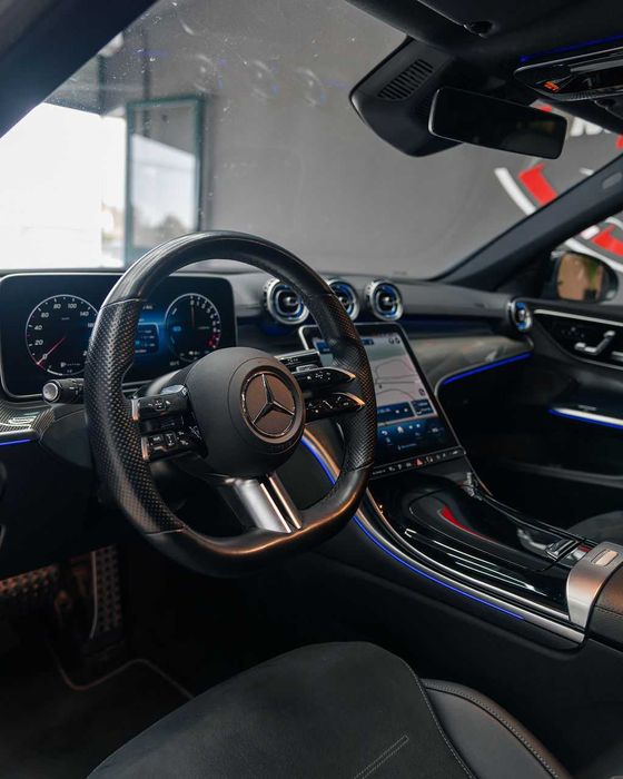 Mercedes-Benz C 300e  Hybrid AMG