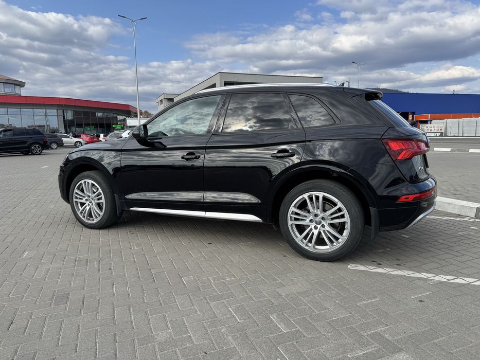 Продам.  Audi Q5 2017 року