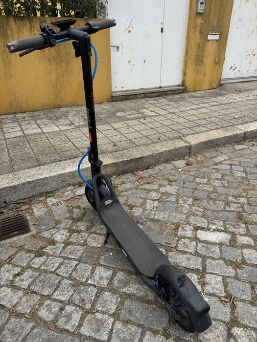Trotinete NAVEE V40i Pro