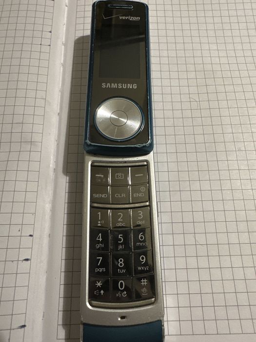 Продам телефон Samsung U470