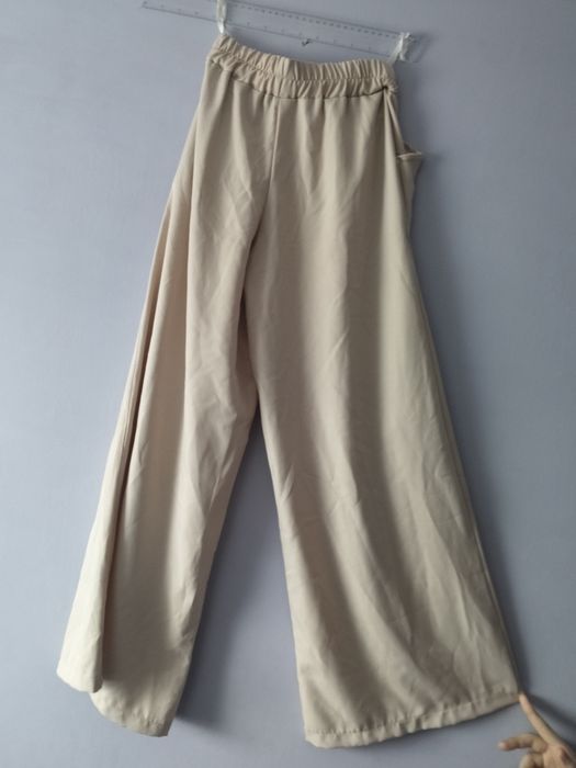 Spodnie młodzieżowe letnie beżowe 158  typu wide leg
