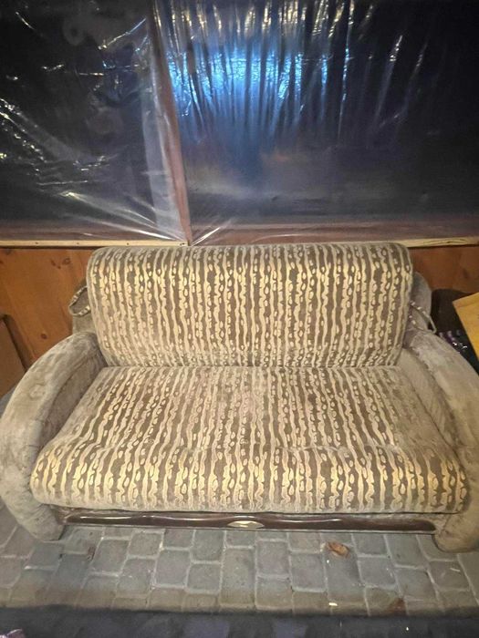 Продам диван книжка