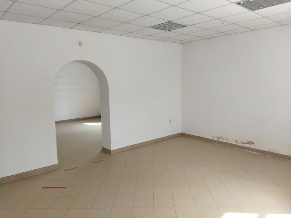 Оренда продаж магазину офісу