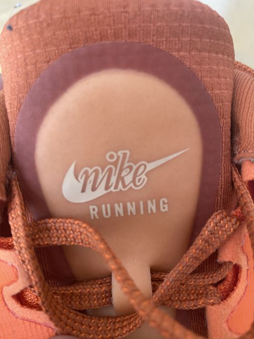 Професійні бігові кросівки Nike 46 розмір