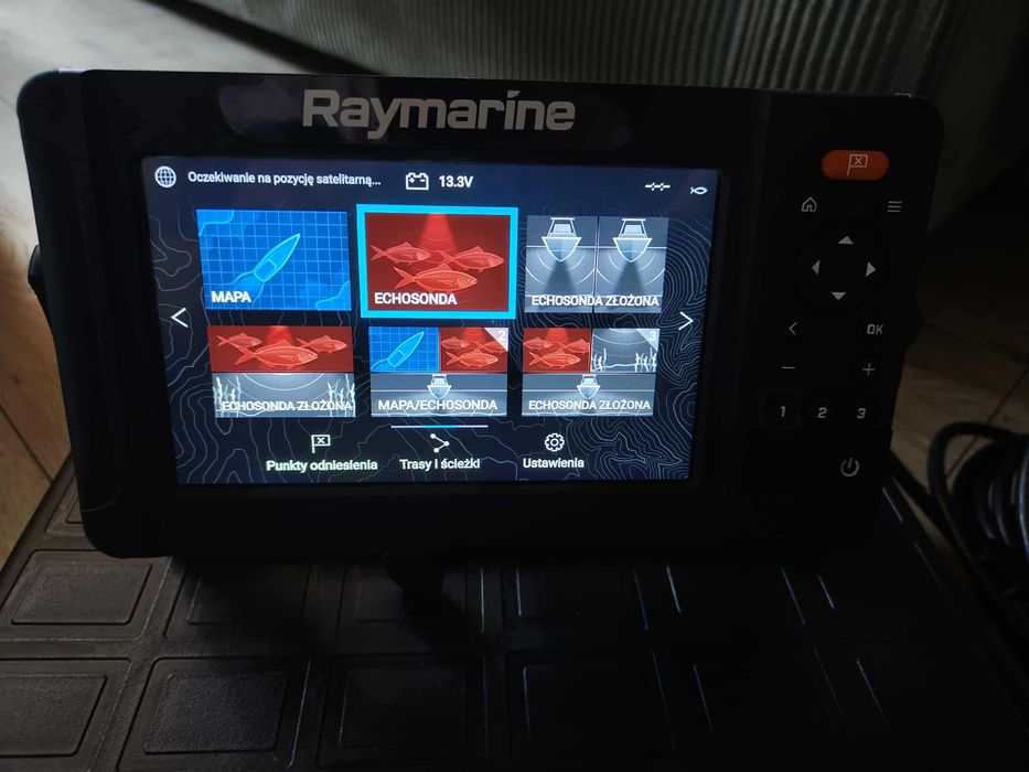 Echosonda Raymarine Element 7hv.