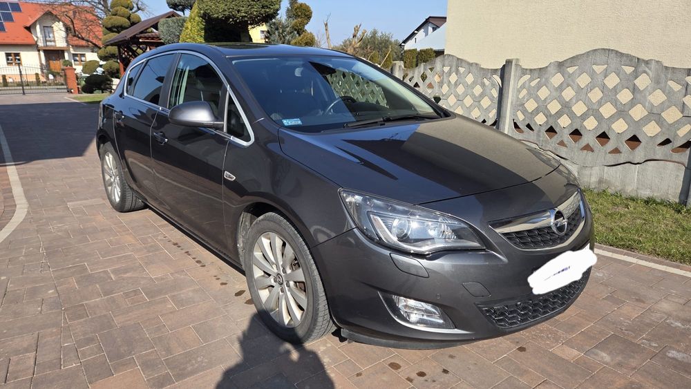 Opel Astra J ,2011 R  HATCHBACK , 2.0 CDTI 160KM 210tys Grafitowy