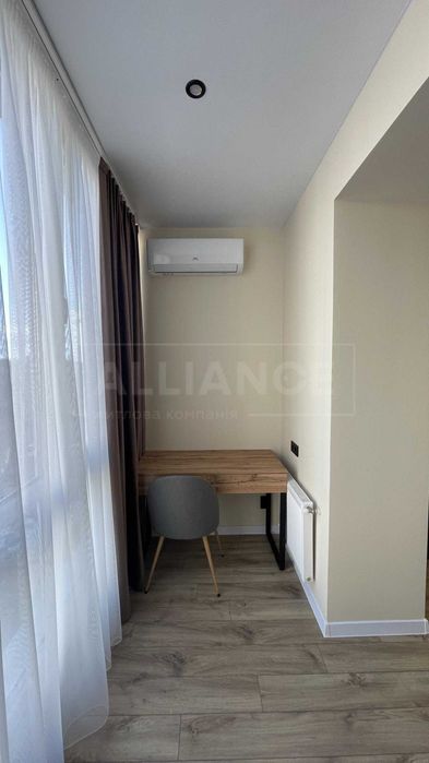 1 км квартира з меблями та технікою в хорошому ЖК в ЕКО-зоні