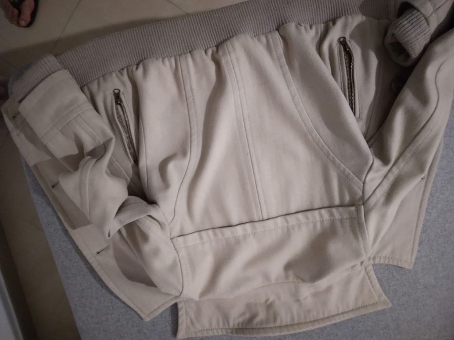 Casaco Bershka creme