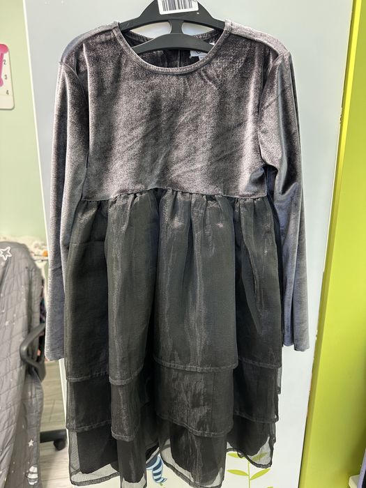 Сукня на дівчинку