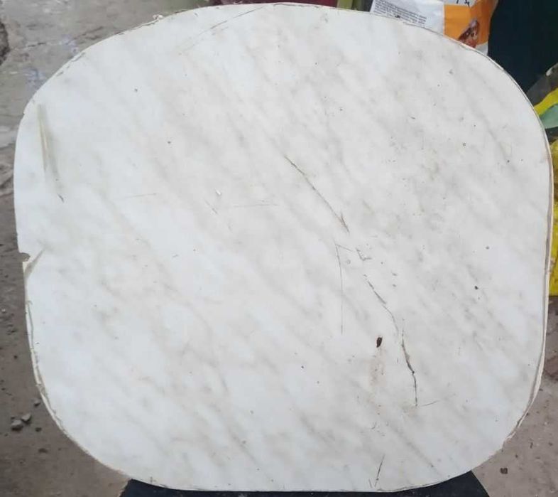 Столешница отрезок, СВЕРХУ ЗАЩИТНАЯ ПЛЕНКА