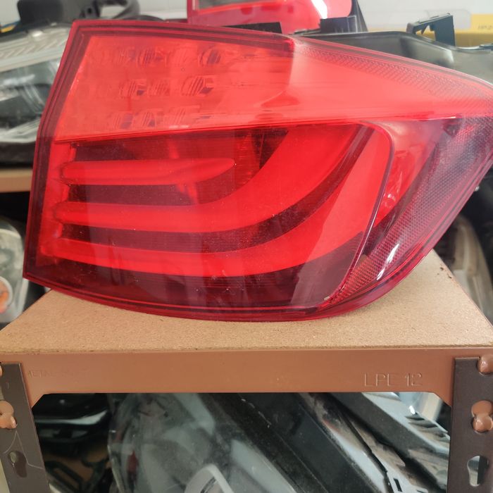 Farolim de BMW f10