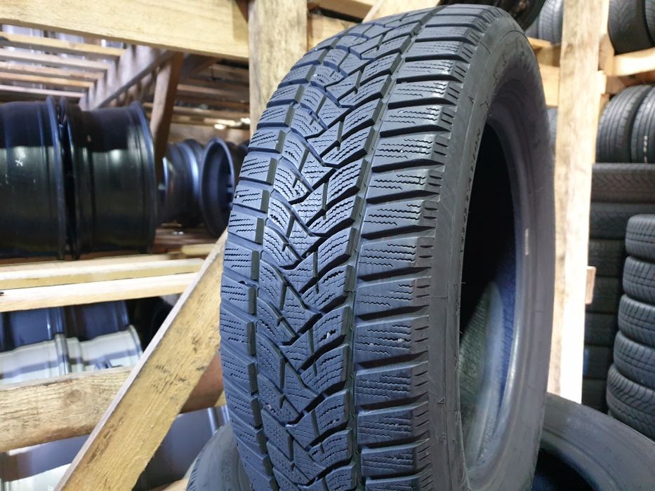 Зимові шини DUNLOP 205/60 R16 резина Р16
