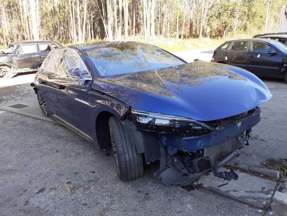 BYD - CARRO PARA PEÇAS