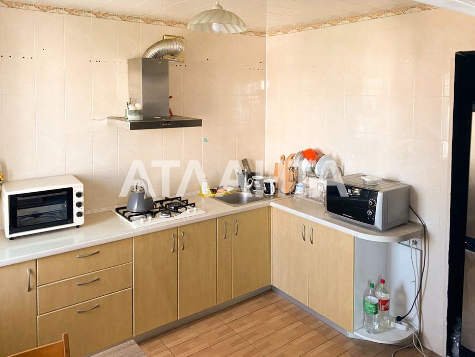 2-комнатная квартира в кирпичном доме возле Парка победы