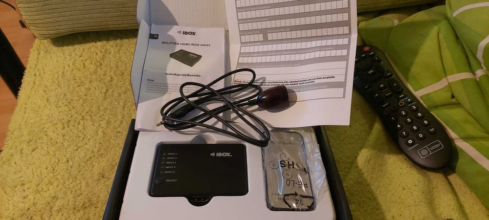 Rozdzielacz splitter hdmi 1-5 pilot,podczerwień