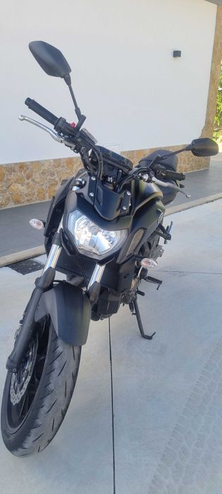 Moto yamaha mt 07