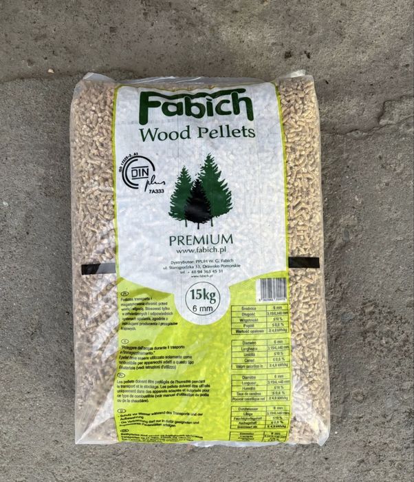 Pellet drzewny 6mm z DOWOZEM, zapakowany w worki 15 kg, paleta 975kg 2190 zł - Klasa A1