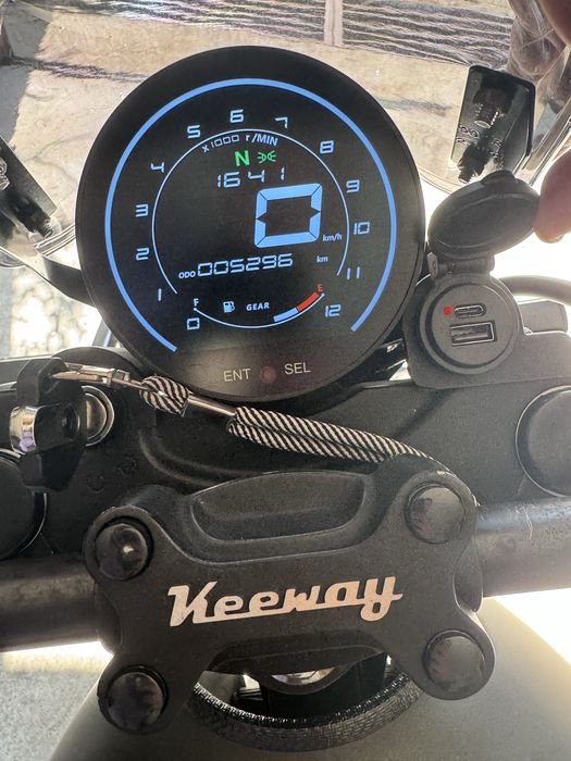 Keeway  X-Light  - 125 - Como nova- Baixo preço