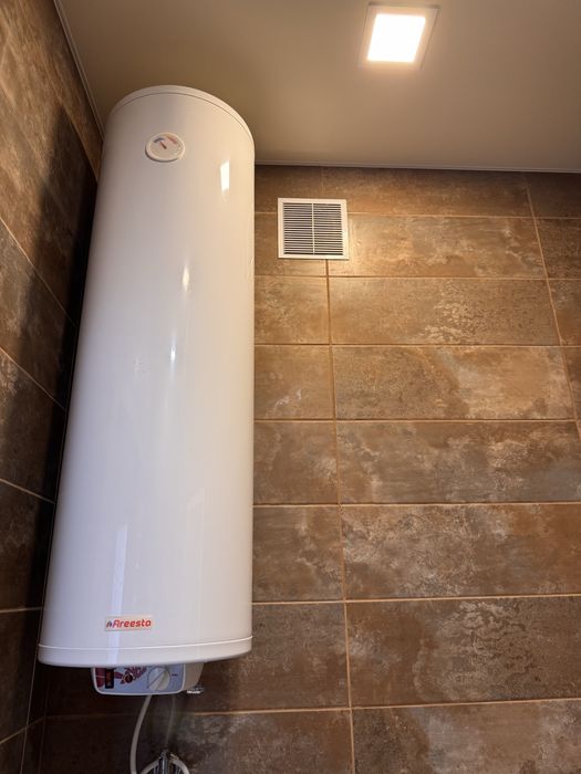 Водонагреватель ( бойлер) электрический Areesta Slim 80 I