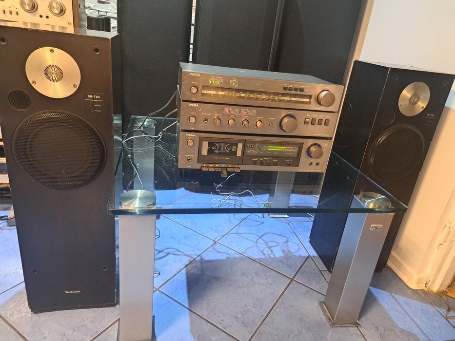 Wieża Wega sony v 120