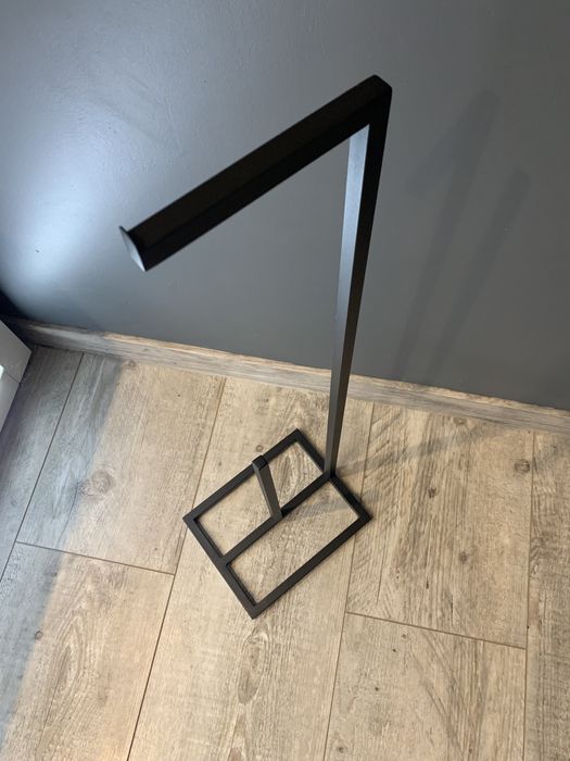 Stojak łazienkowy toaletowy na papier loft WC miejce na dodatkowe rolk