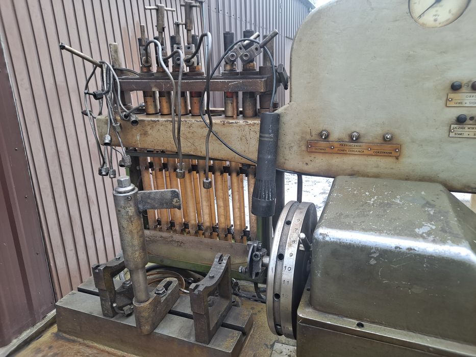 Stół prubierczy do regulacji pomp wtryskowych