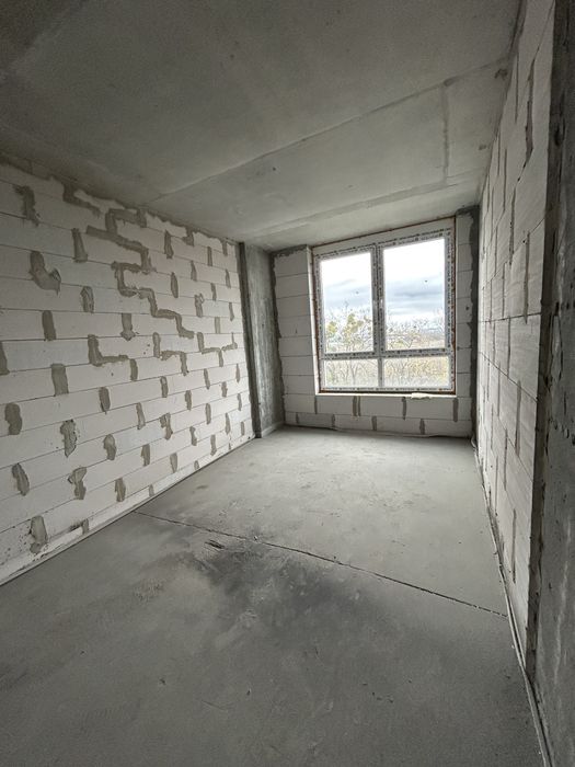 Однокімнатна в Бучі з індивідуальним газовим опаленням