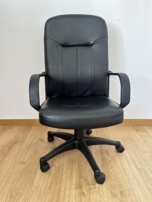 Cadeira de escritório ergonómica