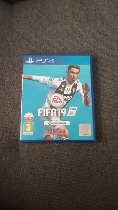 FIFA 19 PS4 dobry stan