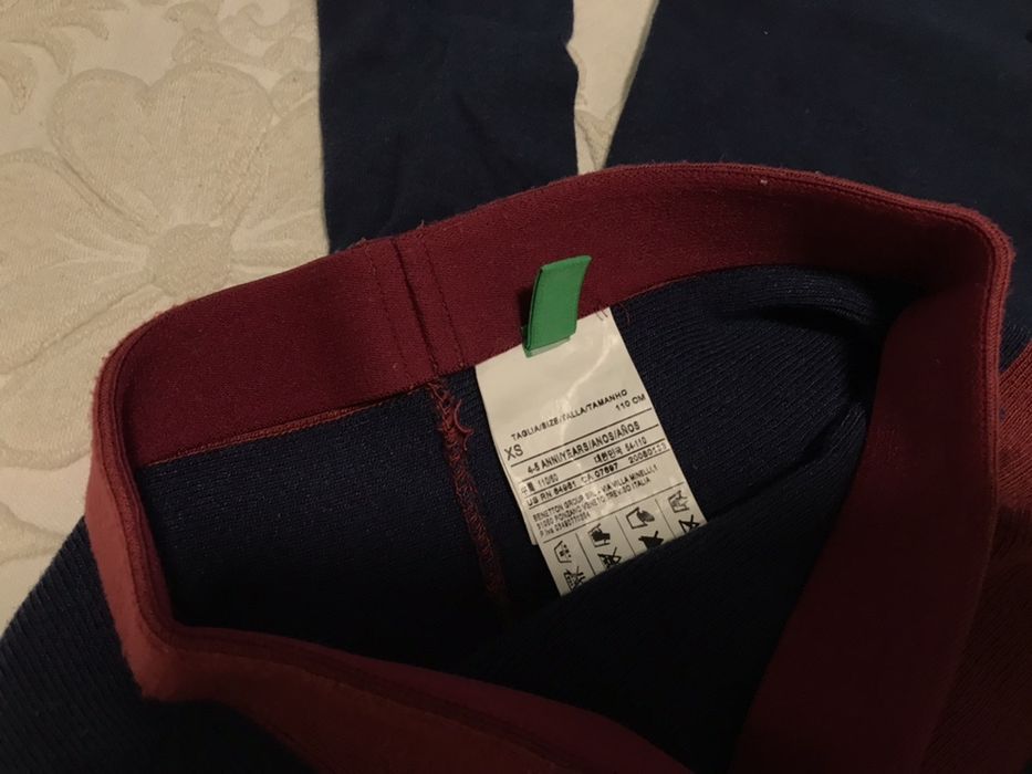 Camisola e saia Benetton
