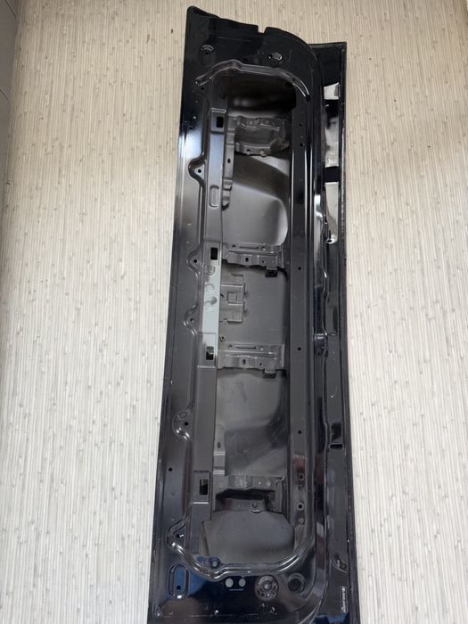 Задний борт, ляда,крышка багажника toyota land cruiser 200