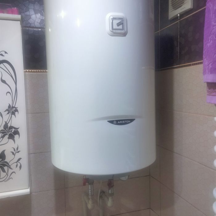 Бойлер ariston 80 л