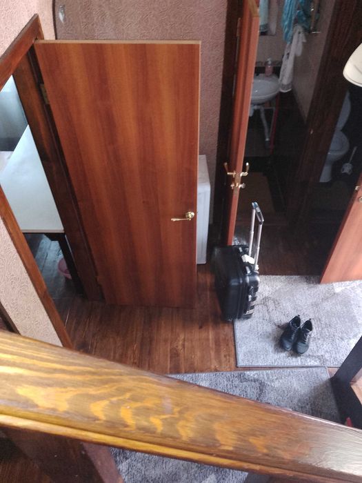 Кімната для дівчини з хорошими умовами