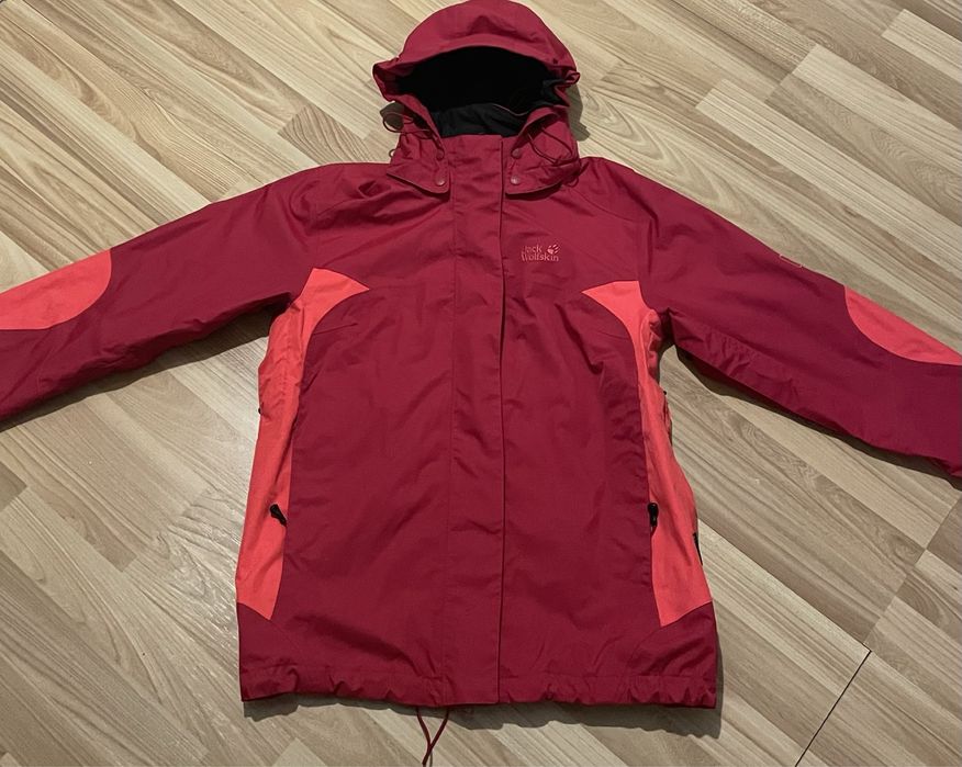 Jack Wolfskin Texapore — мембранная куртка, которая держит удар