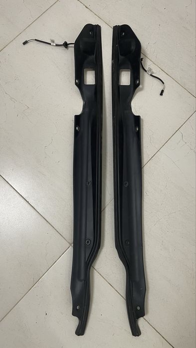 Tesla model S датчик положення прижима кришки багажника