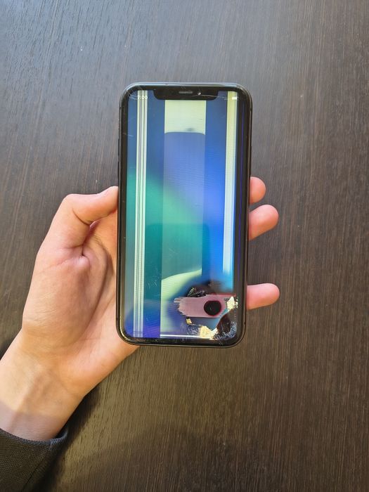 Iphone 11 64gb iCloud