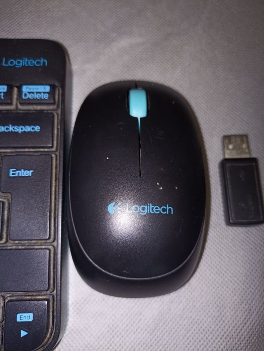 Продам безпроводную клавиатуру Logitech k240 комплект