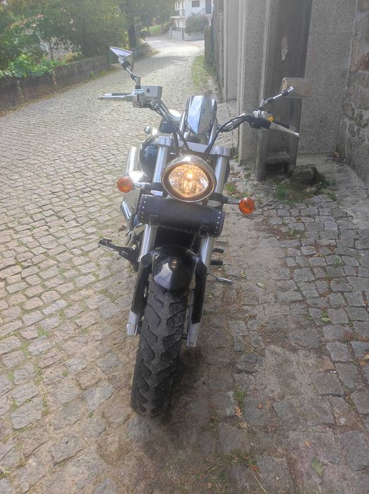 Suzuki Intruder M800 (VZ800) – Apenas 21.000 km – Impecável