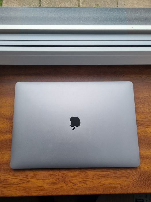 Ekran matryca do Macbook Pro 16" model a2141 emc 3347