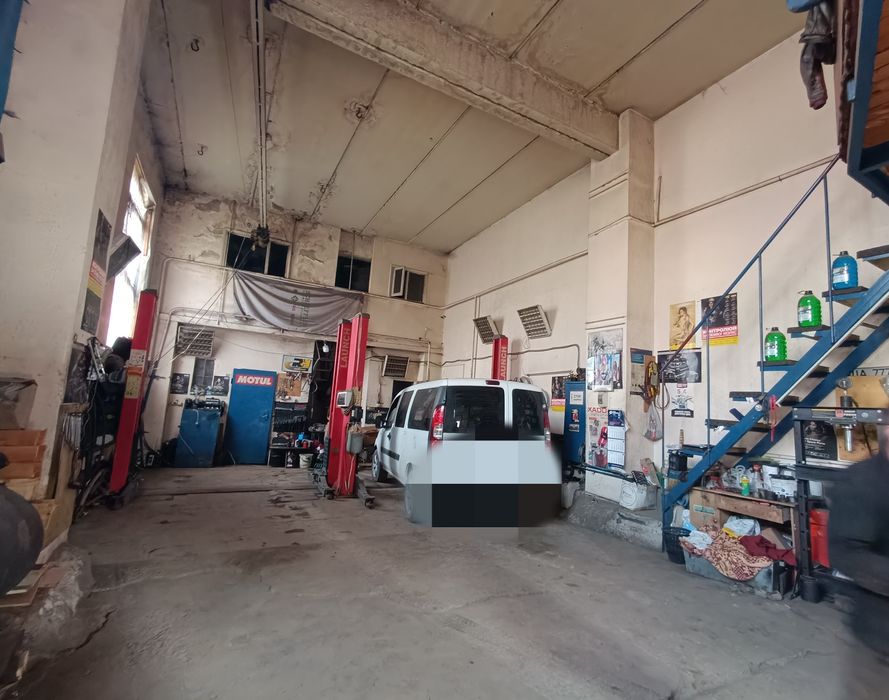 Продаж комерційного приміщення (автосервісу) по вул Зеленій у Львові