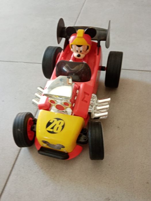 Carro mickey para criança