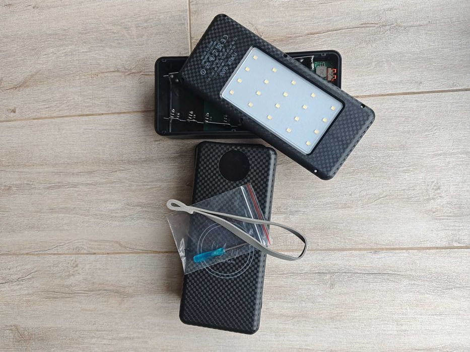 Корпус повер банка power bank 16*18650 з PD,QC, ліхтар + акуми