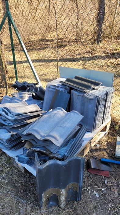 Dachówka Brass betonowa grafitowa