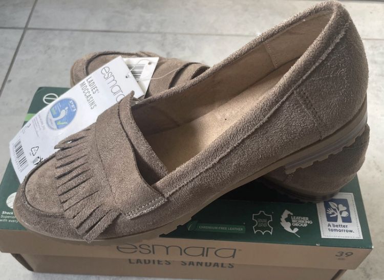 Buty - Mokasyny damskie ESMARA 37