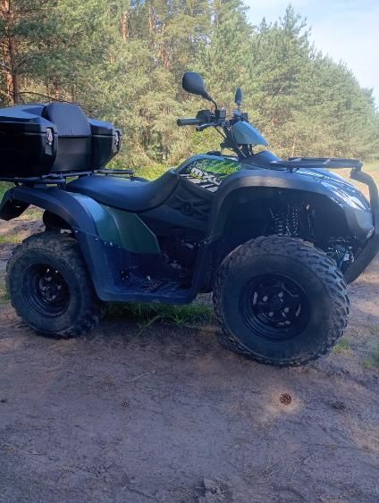 Qład . Kymco  500