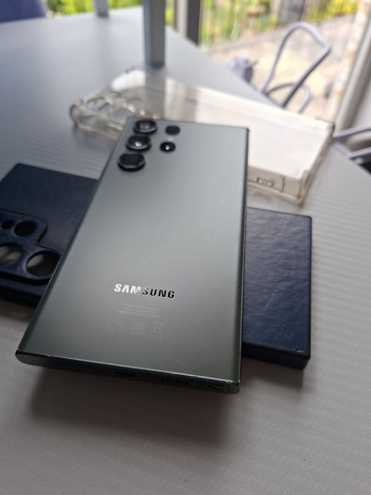 S23 ultra 8/256gb em bom estado avalio retomas